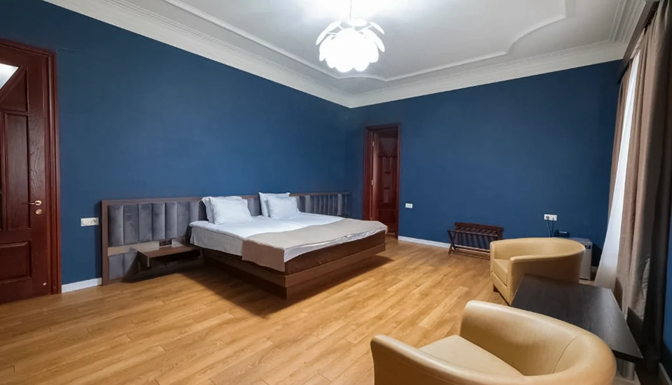 هتل گلدن پالاس تفلیس